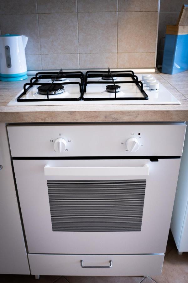 Apartamento Nonna Pina Moderno Vicino Metro Awifi,netflix
